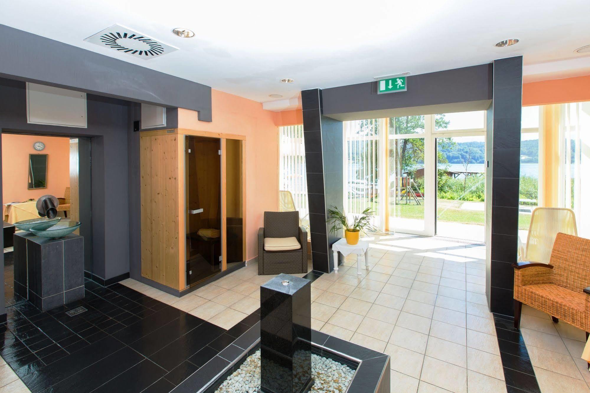 Techelsberg Werzers Seehotel Wallerwirt מראה חיצוני תמונה